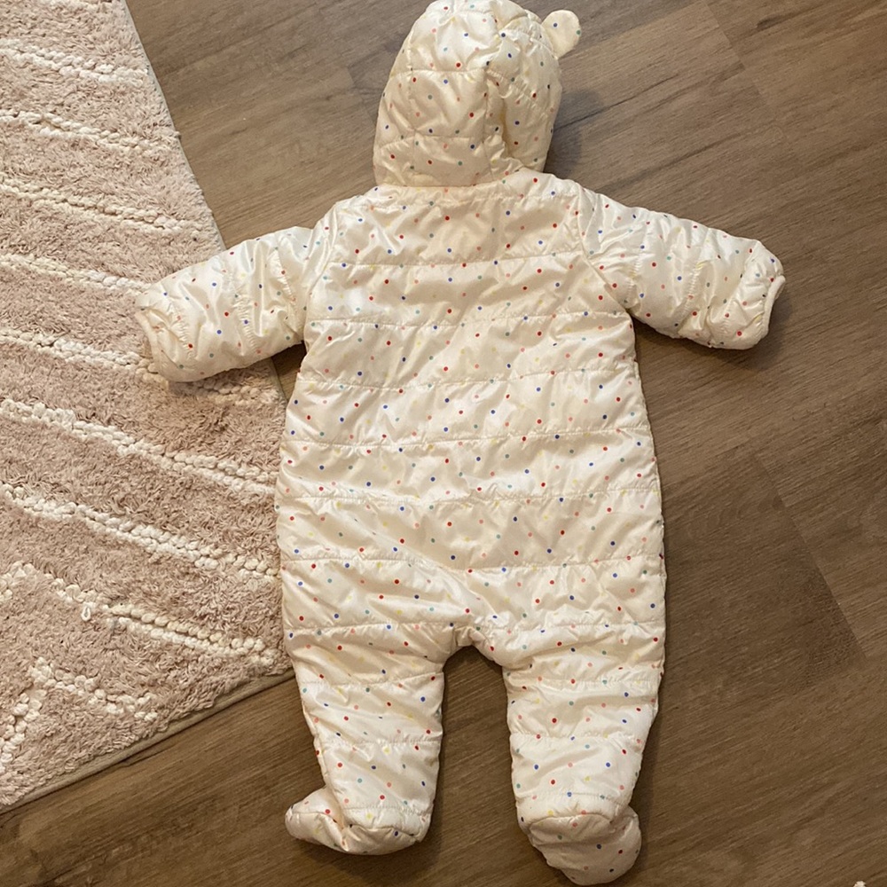 GAP // - Picture 2 of 4